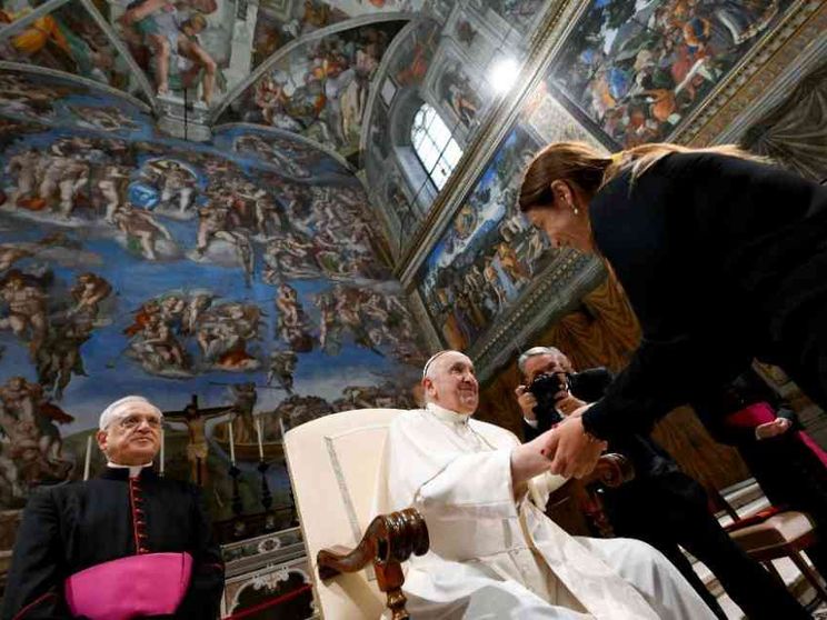 Il Papa: «Anche i poveri hanno bisogno della bellezza»