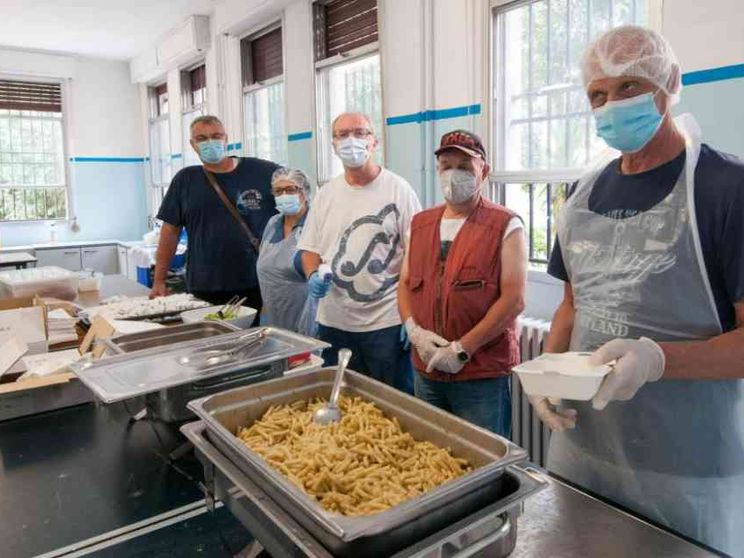 Reggio Emilia, nelle “Mense diffuse” un pasto e molto altro