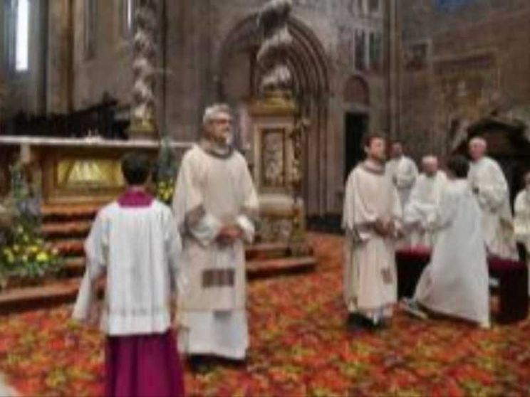 Due padri di famiglie extralarge (19 figli) ordinati diaconi permanenti