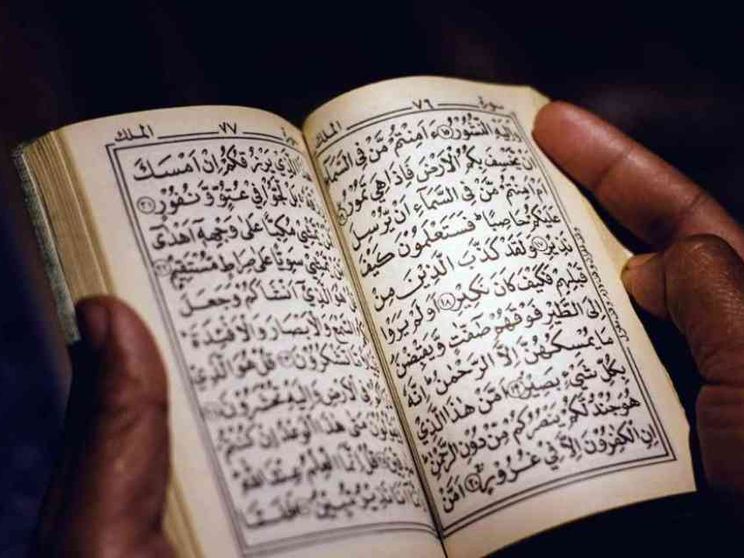 Il Papa: indignato per il rogo del Corano