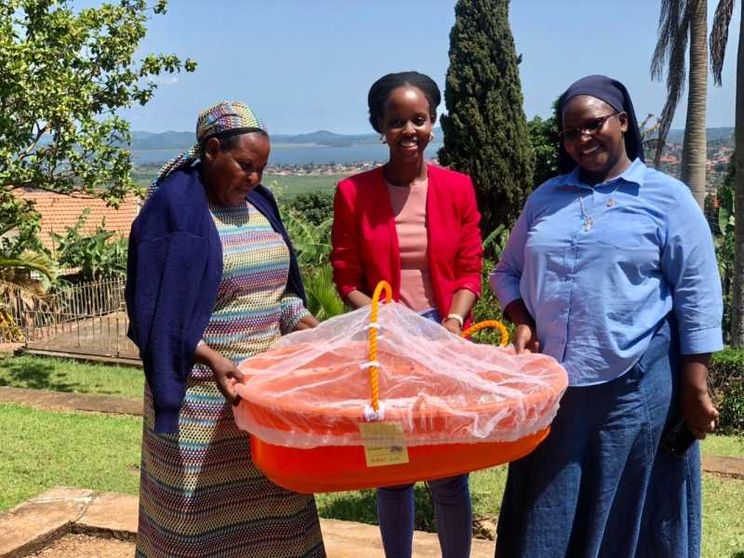 Kokono, la culla che salva i neonati in Uganda
