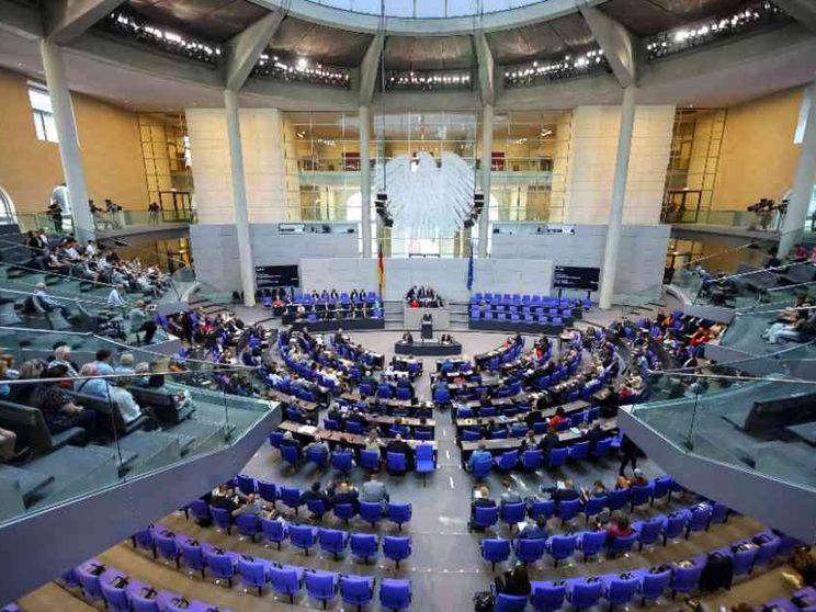 Suicidio assistito, il Bundestag dice no a due proposte di legge