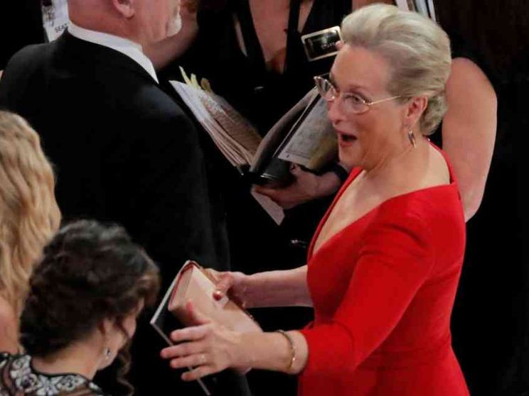 Hollywood si ferma: attori e sceneggiatori in sciopero contro la AI