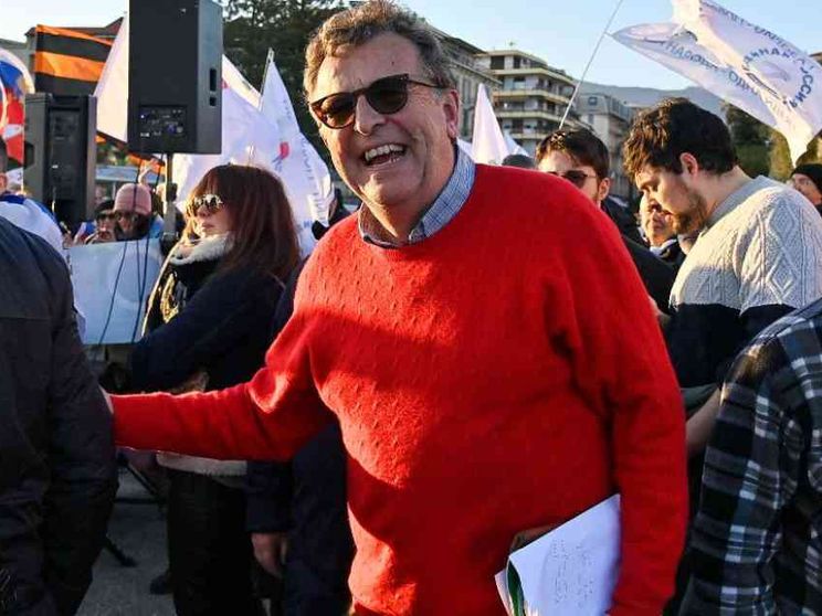 Referendum sulle armi, sprint finale. «Firme contro la congiura del silenzio»