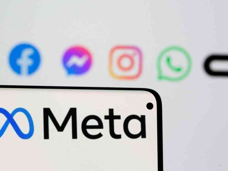 Meta irrompe tra i chatbot con l'open source