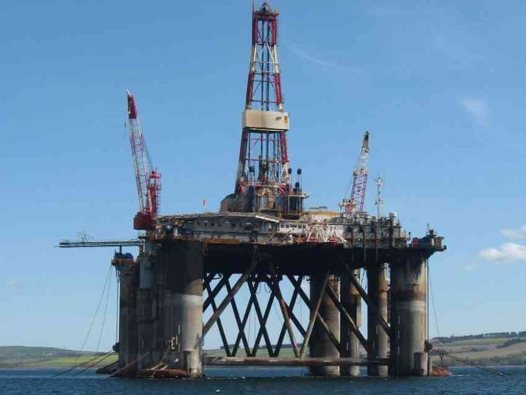 L'Ue scrive «Islas Malvinas». L'ira di Sunak: «Sono le Falklands»