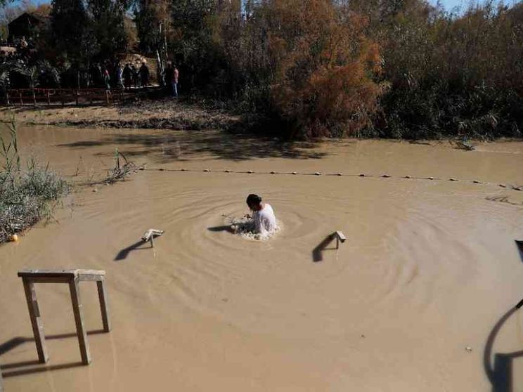 Con Ravasi in viaggio lungo il Giordano