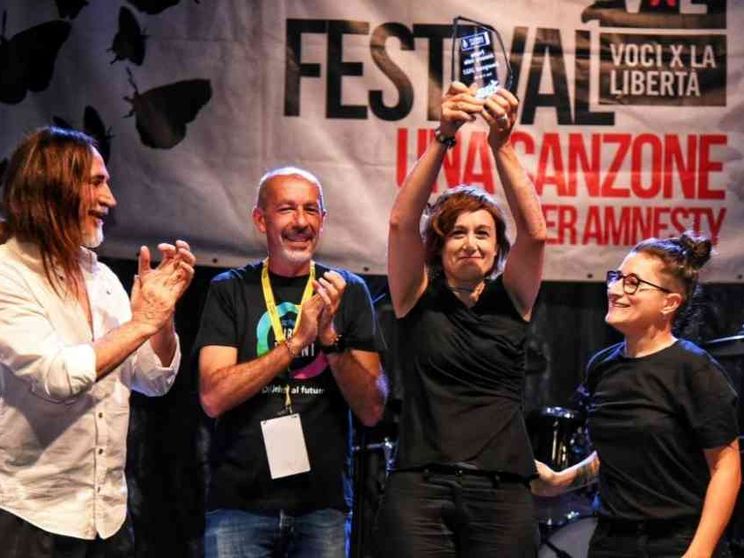 Manuel Agnelli: "Il Papa ha ridato a noi artisti un ruolo di responsabilità"