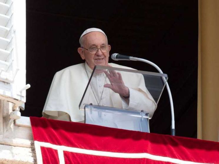 Il Papa: "non sprechiamo tempo nelle futilità"