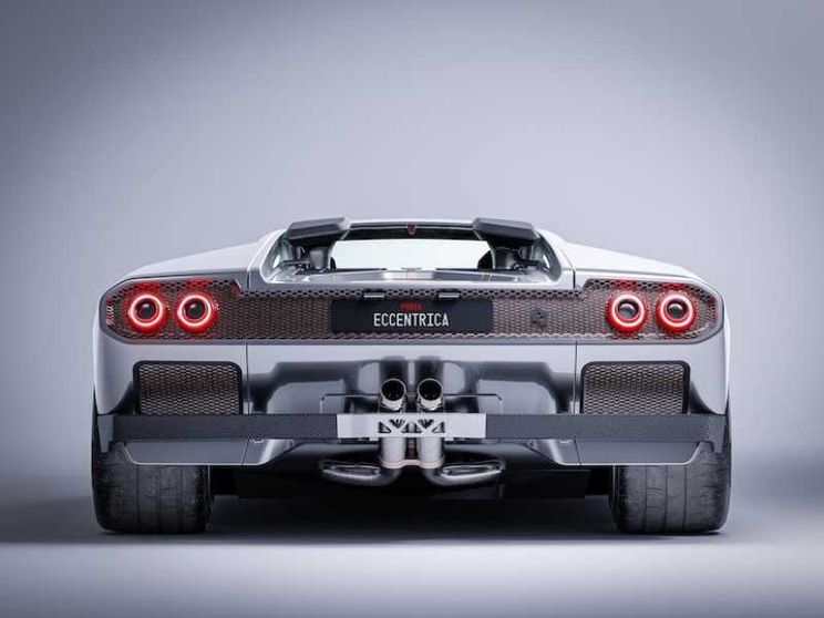 Eccentrica, arriva il restomod della Lamborghini Diablo