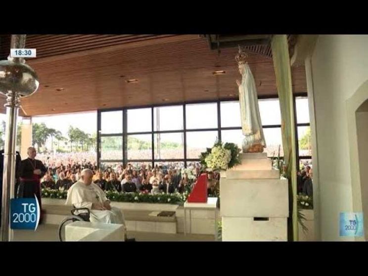 Guarda la preghiera del Papa a Fatima per la pace