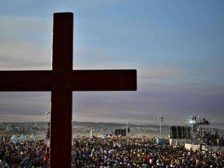 Un milione e mezzo di giovani alla veglia con il Papa: l'amore di Dio è gratis