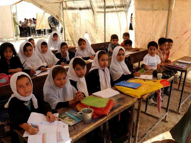 Afghanistan, l'ennesima violenza: «Fuori dalle scuole le bambine dai 10 anni»