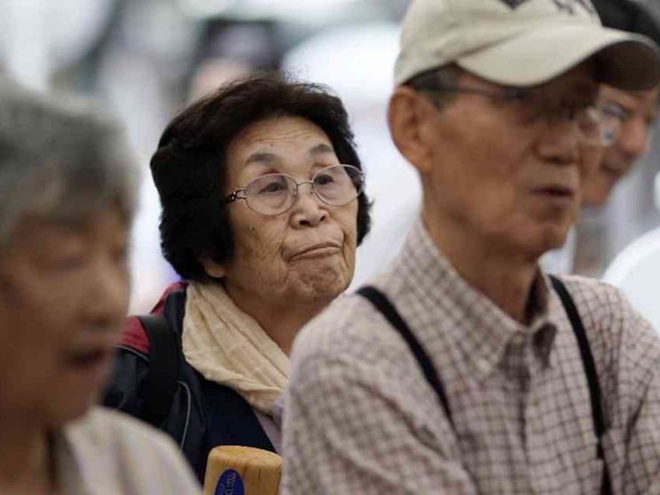 Il Giappone ritrova i turisti assieme ai suoi vecchi limiti