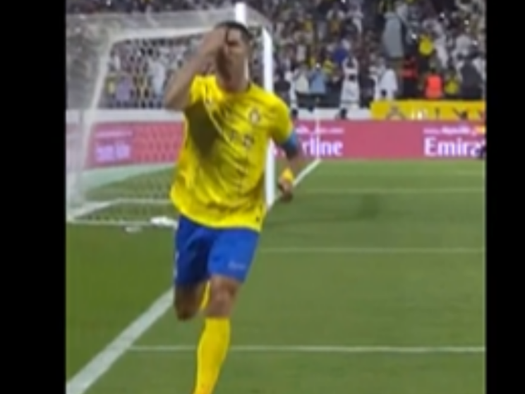 Cristiano Ronaldo e quel segno della croce (proibito) in Arabia Saudita