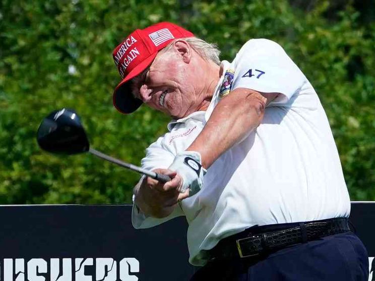 Quarto processo in arrivo per Trump: vola nei sondaggi e il partito lo segue