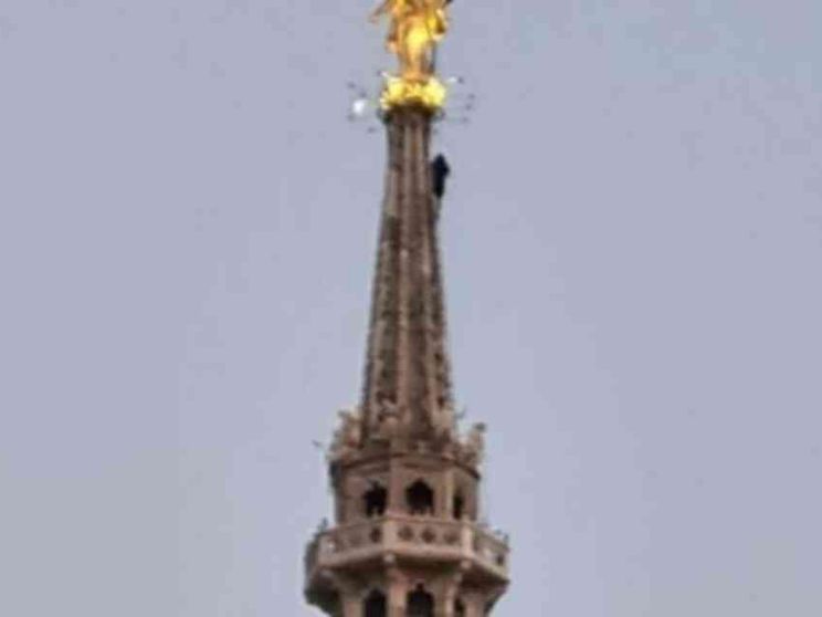 Dalla Galleria al Duomo: così scalare Milano è ormai un gioco da ragazzi