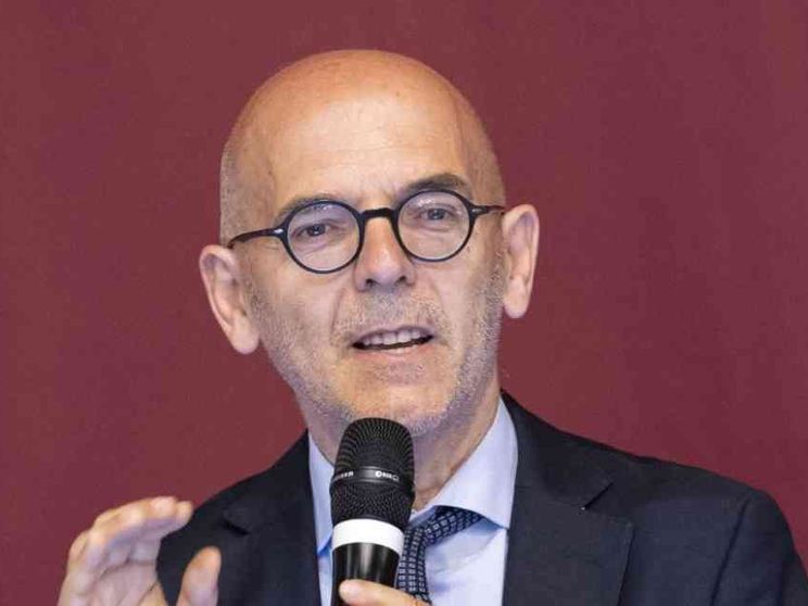 Oltre gli algoritmi: i social media luogo della responsabilità personale