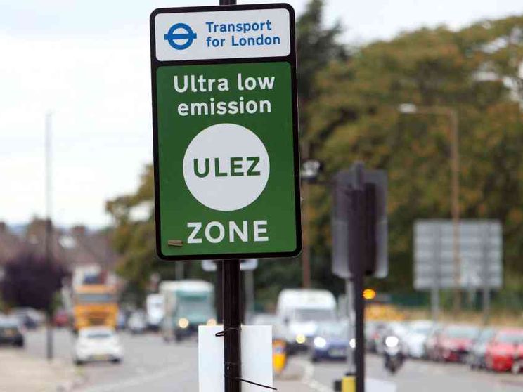 No alla Ztl a Londra, vandalizzate quasi trecento telecamere