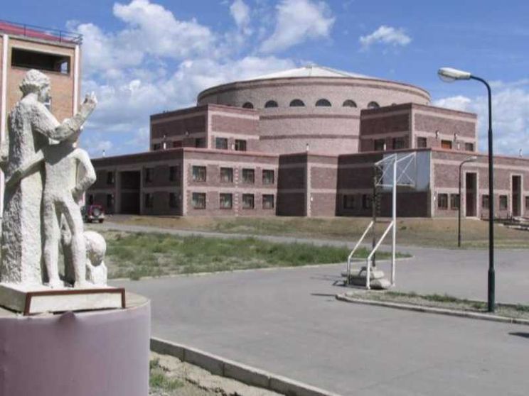 Il Papa parte per la Mongolia, «visiterà una Chiesa nascente»