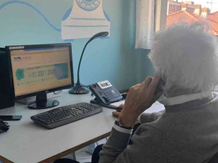 Suicidio, in sei mesi 3.600 richieste d'aiuto