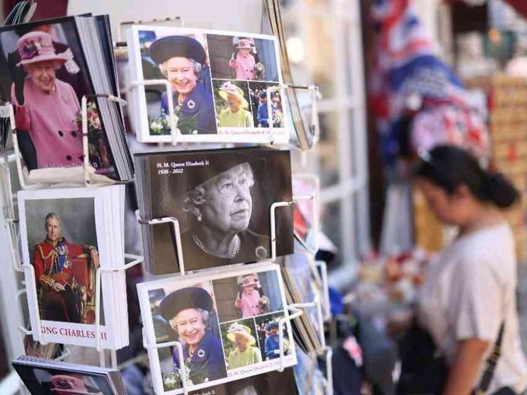 L'anno passato senza Elisabetta ha reso la Corona più leggera