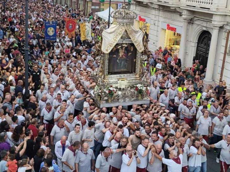 In migliaia alla festa della Madonna della Consolazione