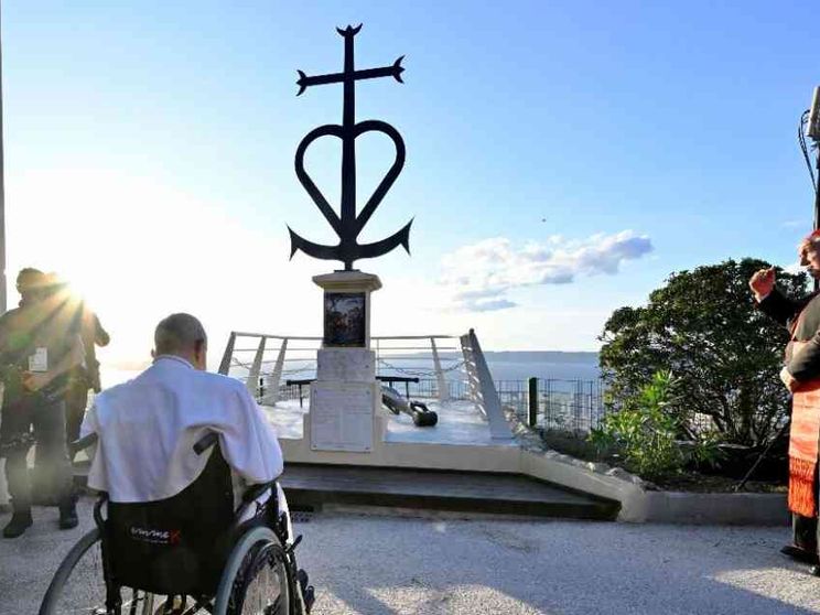 Papa Francesco: salviamo i fratelli in mare, no alla paura delle migrazioni