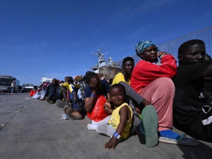 «Cinquemila euro per evitare il centro». Arriva la “cauzione” per i migranti