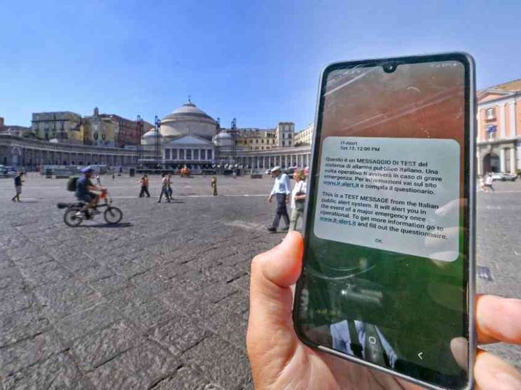 «Senza smartphone IT-Alert mi esclude»...