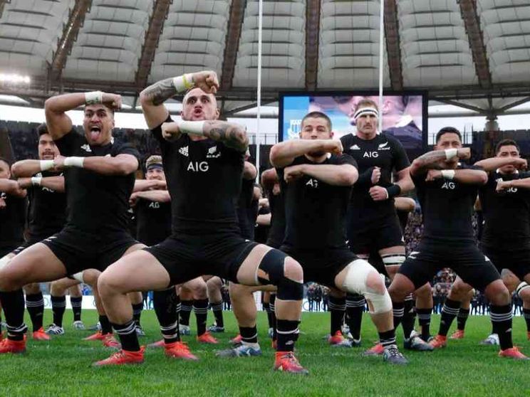 Gli azzurri contro i maestri "All Blacks"