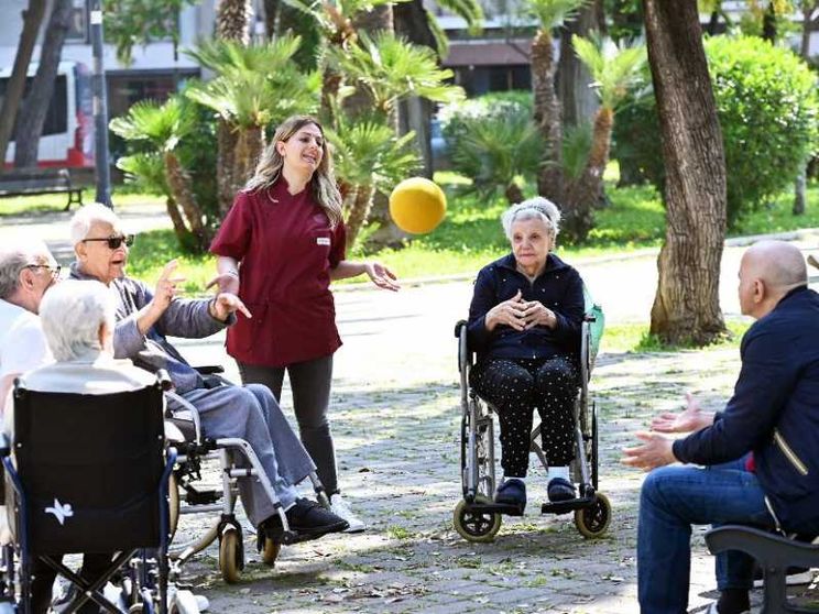 Meno di 2mila euro all'anno per l'affitto: quando la casa è comunità