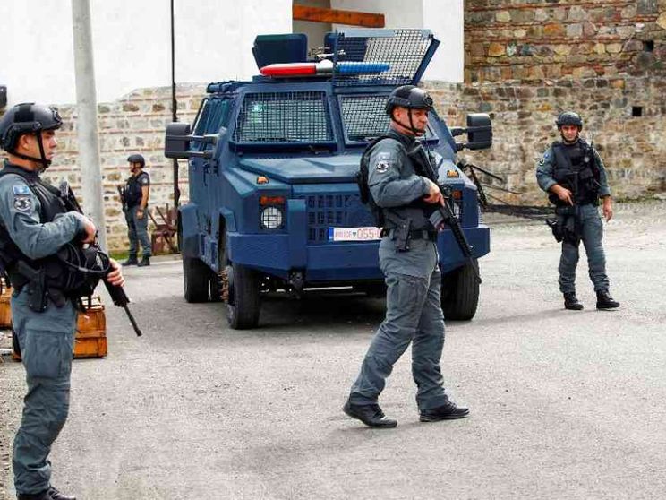 Kosovo, cala la tensione. La Serbia ritira le truppe dal confine