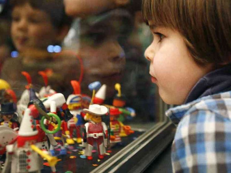 Playmobil in crisi: l'azienda tedesca taglia 700 posti di lavoro