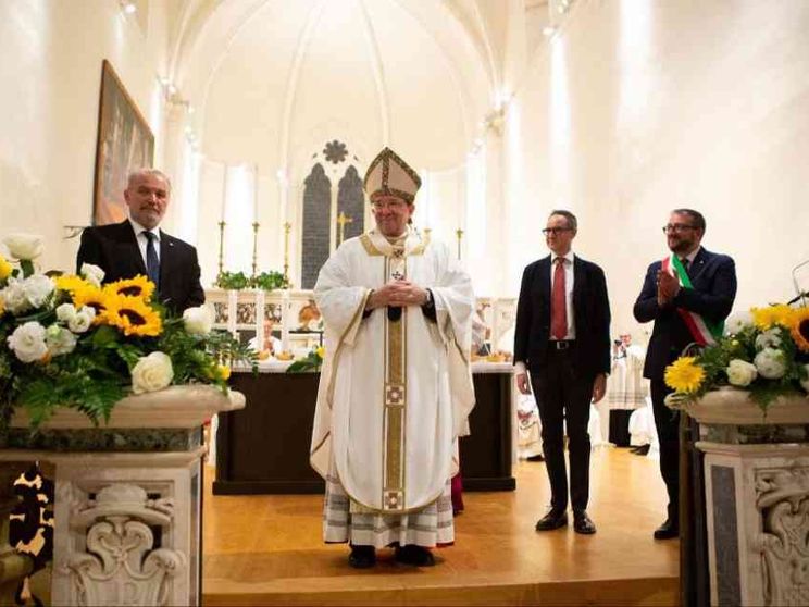 Petrocchi: i vescovi siano servitori dell'unità della Chiesa