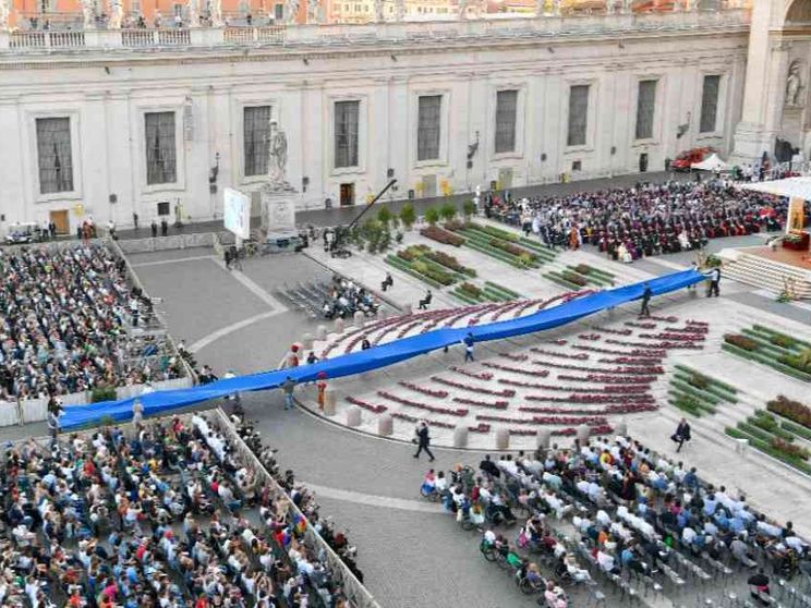 Il teologo Vitali: con il Sinodo la Chiesa cambia e torna alle fonti