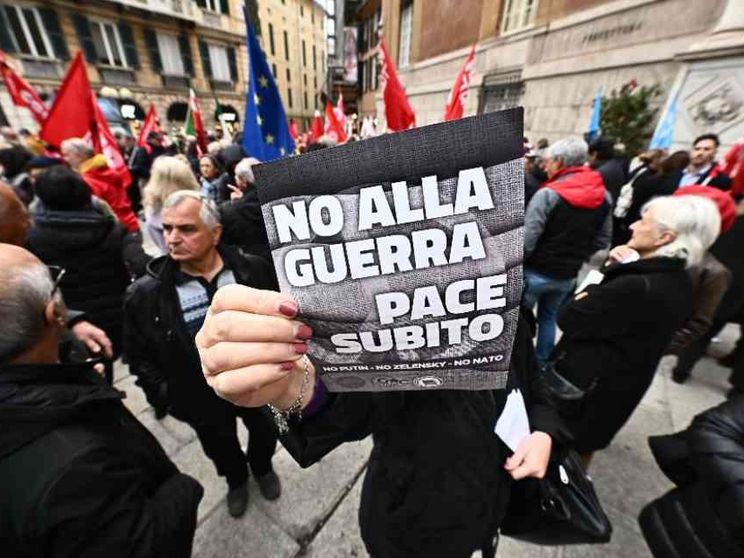 Mancini-Salvarani: l'antidoto alla guerra è un “di più” di umanità