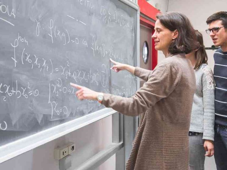 Scuola, sconti al personale. La Cgil: soltanto mancette