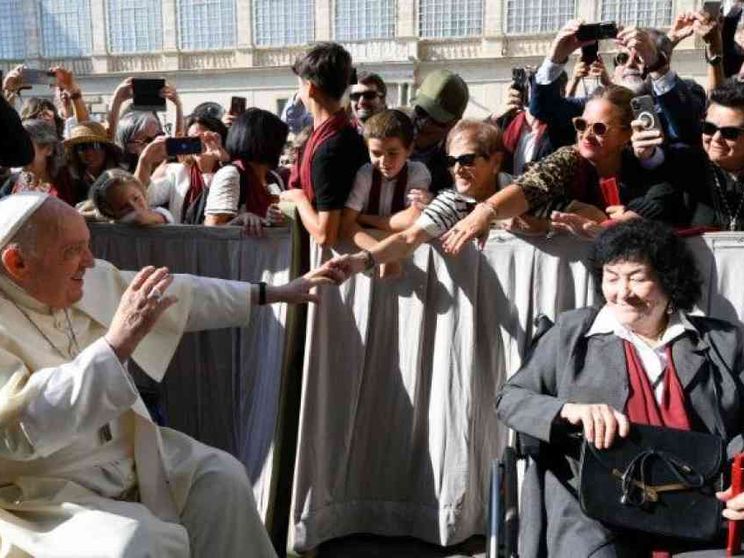 "Maria è la madre degli scartati. Ascolta tutti"