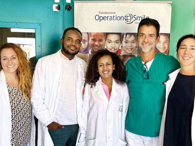 Così Operation Smile forma chirurghi africani per donare il sorriso ai bambini