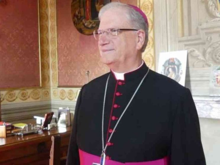 Il vescovo di Pistoia Fausto Tardelli guiderà anche la diocesi di Pescia