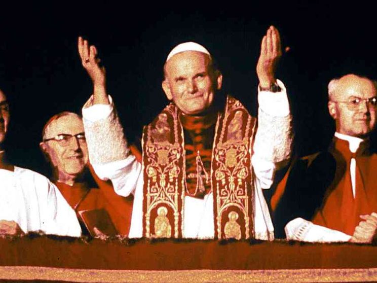 L'elezione 45 anni fa. Card. Re: "Uomo di Dio e di preghiera"