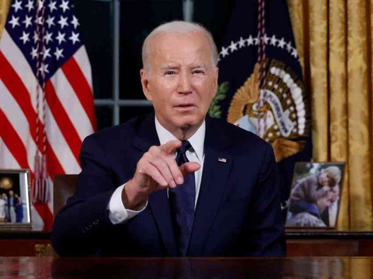 Biden: Hamas e Putin vogliono annientare le democrazie. «60 miliardi per Kiev»