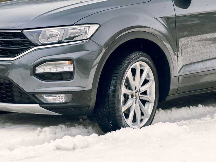 Pneumatici invernali o "all season"? Ecco cosa conviene scegliere