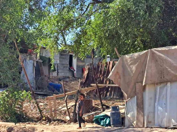 L'esodo dei beduini palestinesi in fuga dai coloni