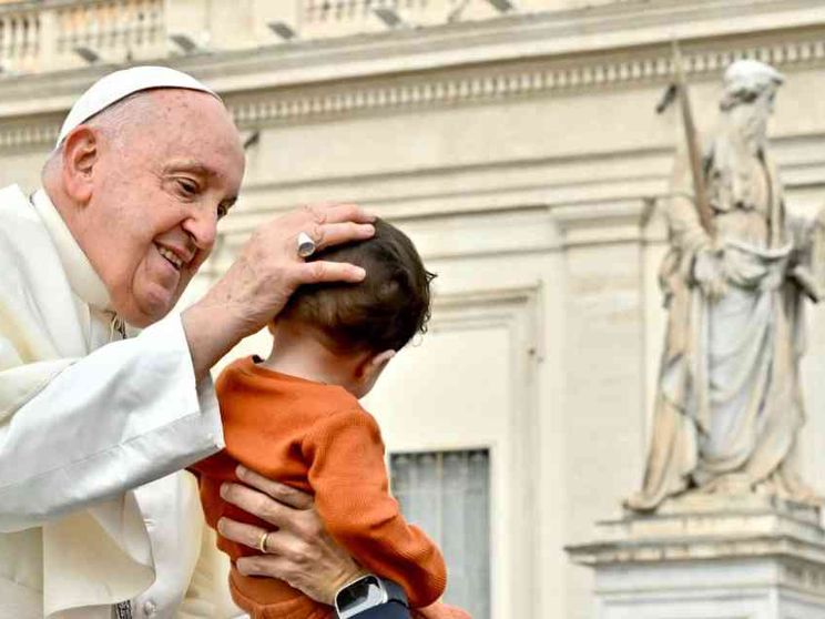 Il Papa: «Vogliamo la pace, preghiamo ogni giorno»