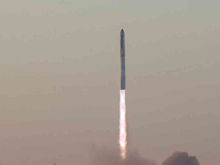 Starship nello spazio, il sogno di Elon Musk continua