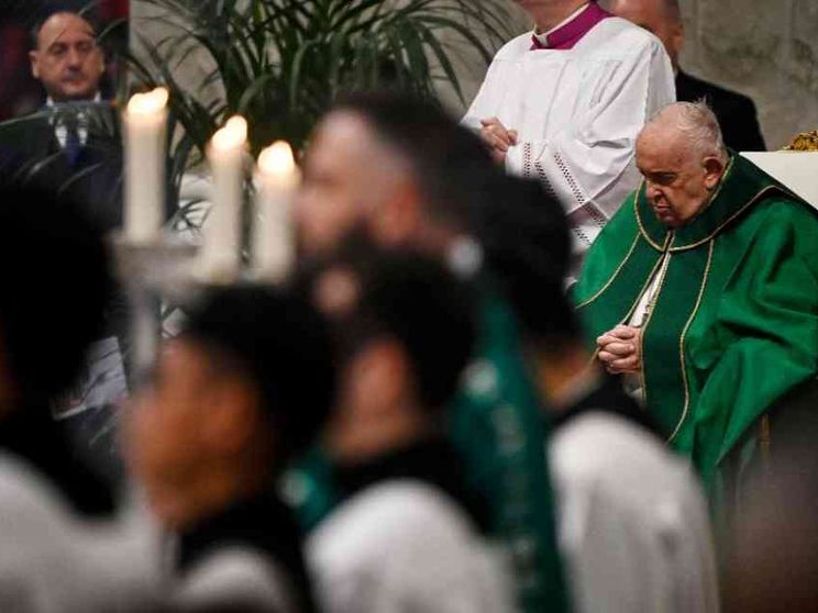 Il Papa: la povertà è uno scandalo. Dio ce ne chiederà conto