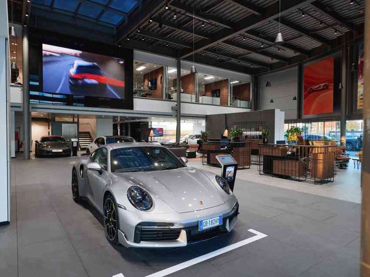 Dal prodotto al cliente, Milano apre a "Destination Porsche"