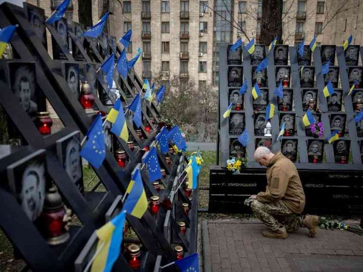 Zelensky: la rivolta di Maidan, la prima vittoria. Ma crescono le tensioni